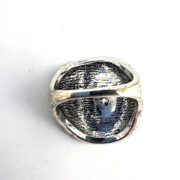 Size 8 Silver Tone Southwest Style Figural Bird Faux Turquoise Fashion Ring - Picture 4 of 5